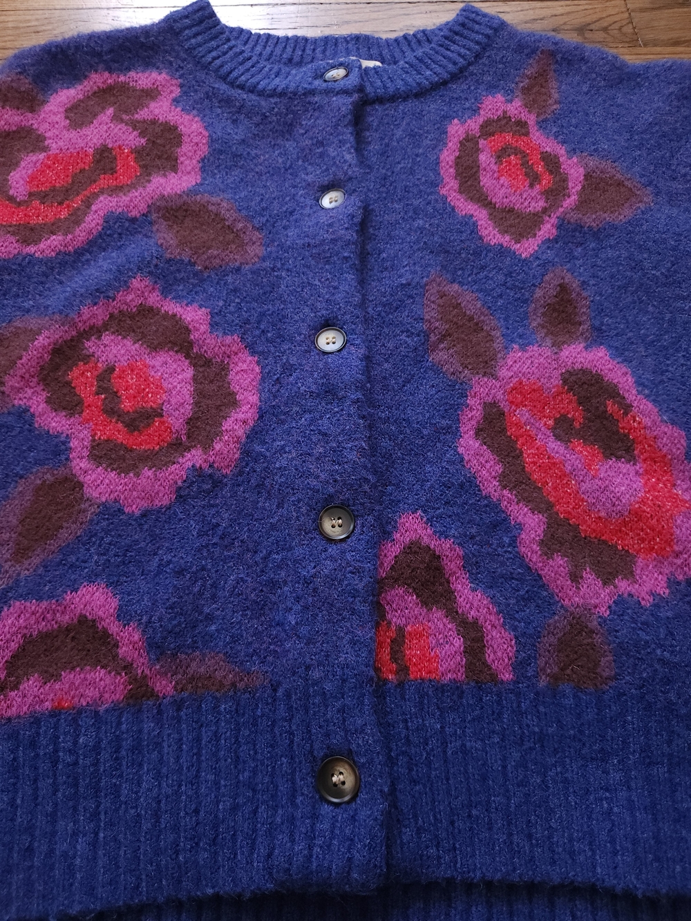 Natural Life Floral Button Front Cardigan Sweater in Blue Rose Size Medium - Picture 8 of 14
